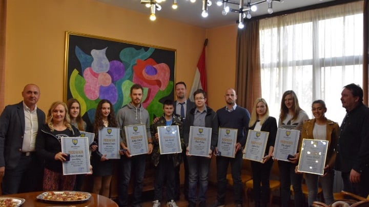 SPORTAŠI OROSLAVJE.jpg