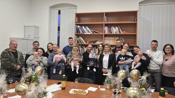 zagorska sela darivanje novorođenih.jpg