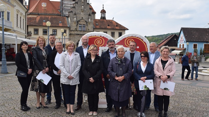 Pomoć obrtima koji održavaju našu tradiciju 15.JPG