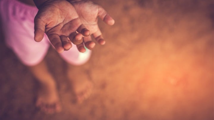 pomaganje pomoć.jpg