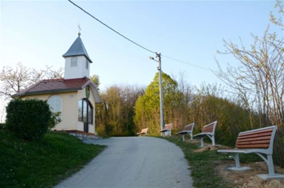 nove klupe stubica.jpg