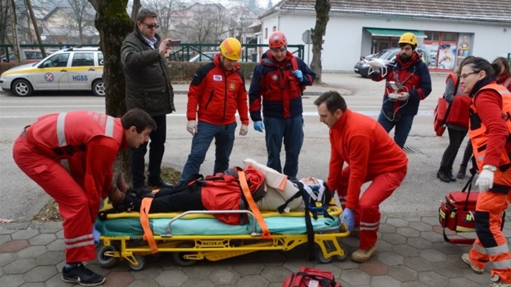 vježba gornja stubica 14.jpg