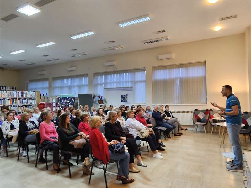 ds mjesec knjige.jpg