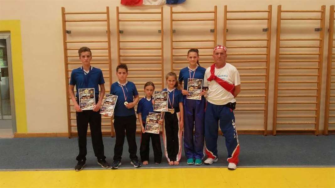 SPORT 30.5._KICK BOXING.jpg