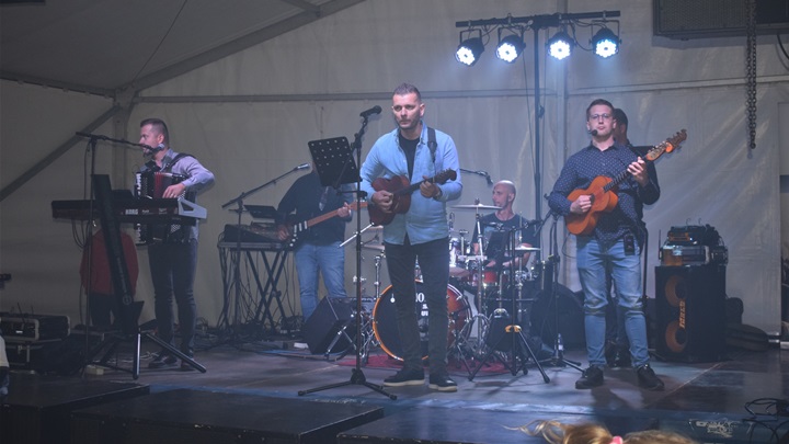FestivaLac ponudio sjajnu zabavu 1.JPG