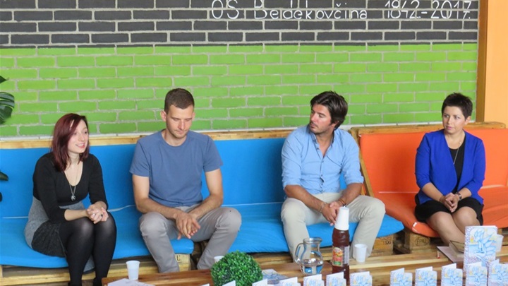 panorama_susret riječi okrugli stol.jpg