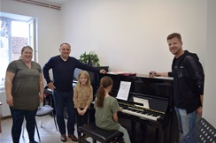 Općina Marija Bistrica kupila novi pianino za bistričku glazbenu školu