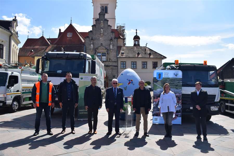 Komunalna vozila za ljepšu Bistricu 8.JPG