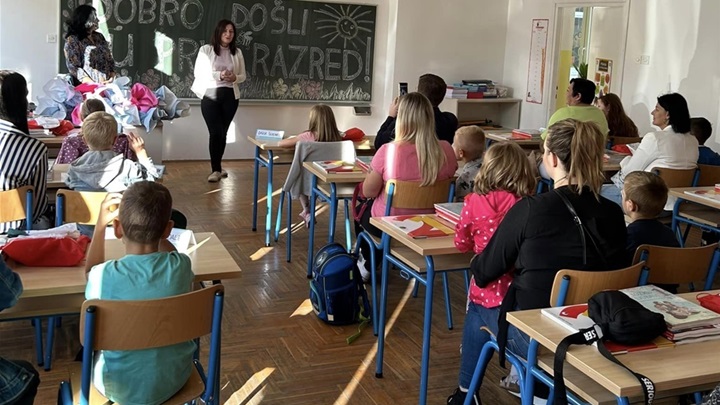Prvi dan skole Lobor011.jpg
