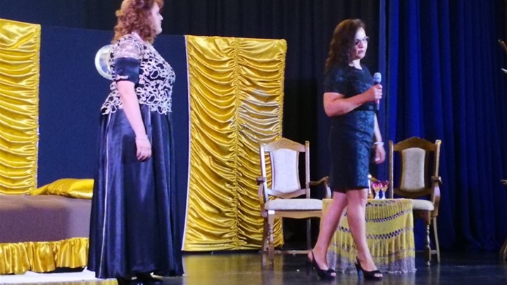 advokatova žena1.jpg