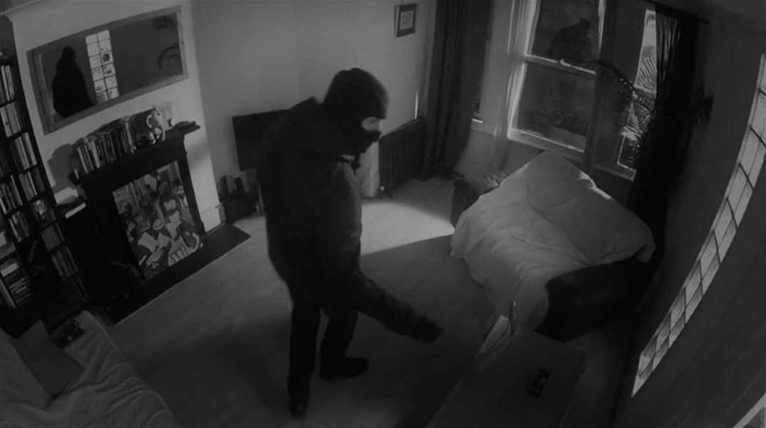 burglar-2-1522417004-fZJH-full-width-inline.jpg
