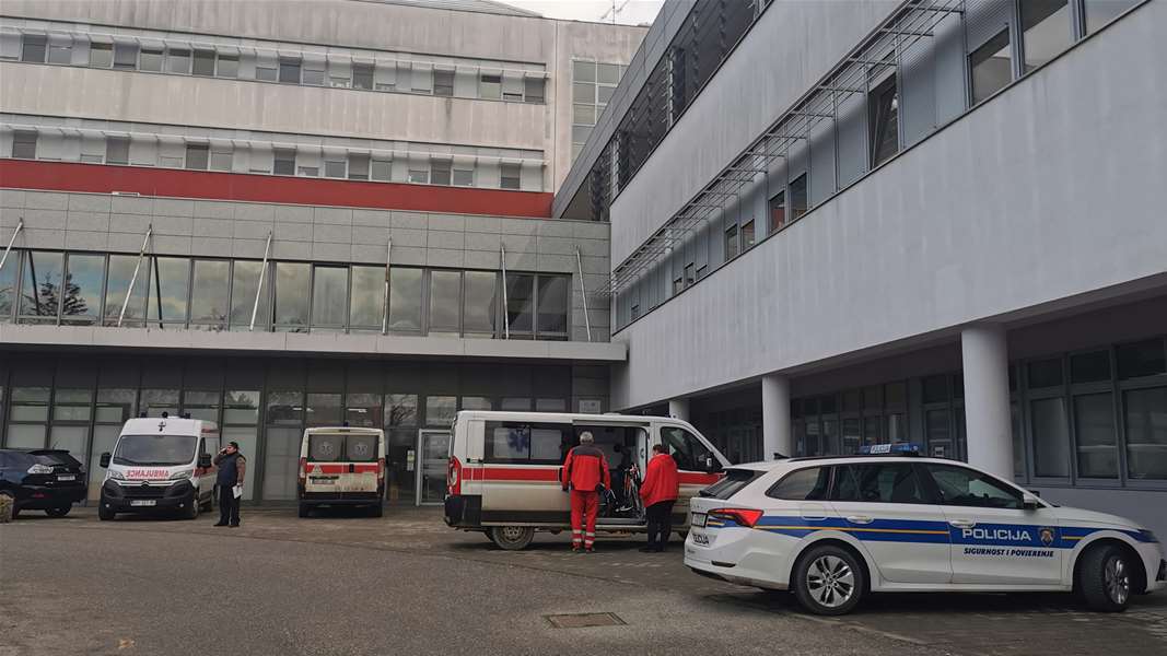 policija hitna bolnica ob zabok (6).jpg