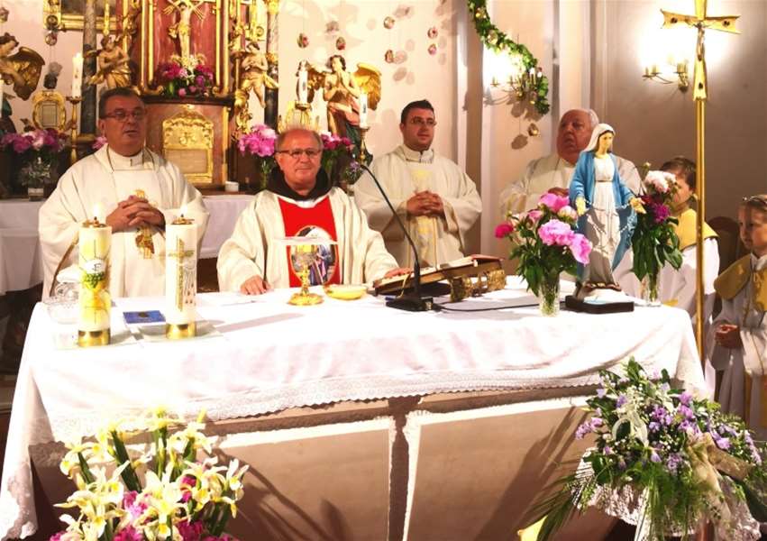 sveta Jelena dan župe.jpg