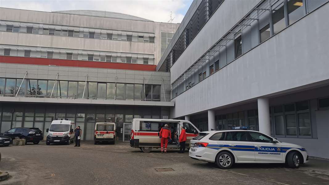 policija hitna bolnica ob zabok (5).jpg