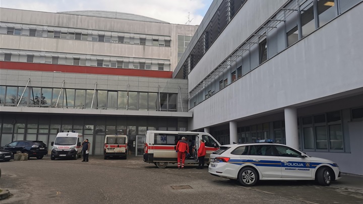 policija hitna bolnica ob zabok (5).jpg