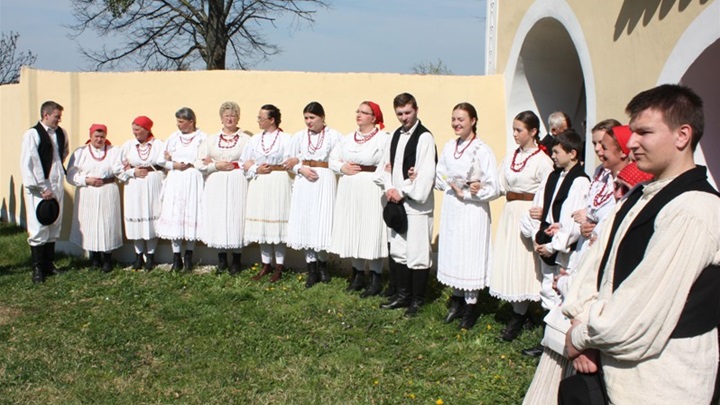 blagoslov zvona belec 4.jpg