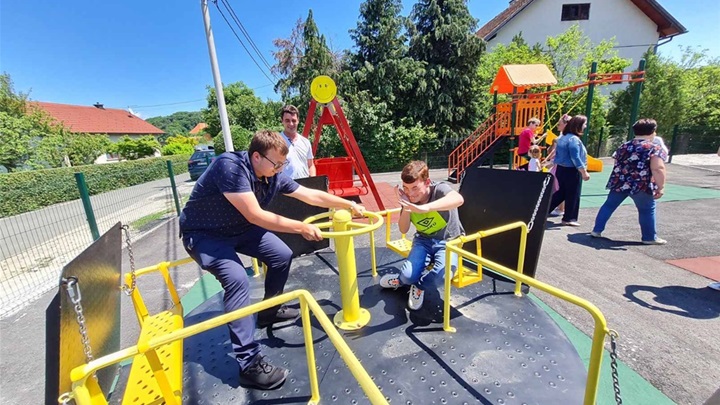 lobor djecje igraliste (9).jpg