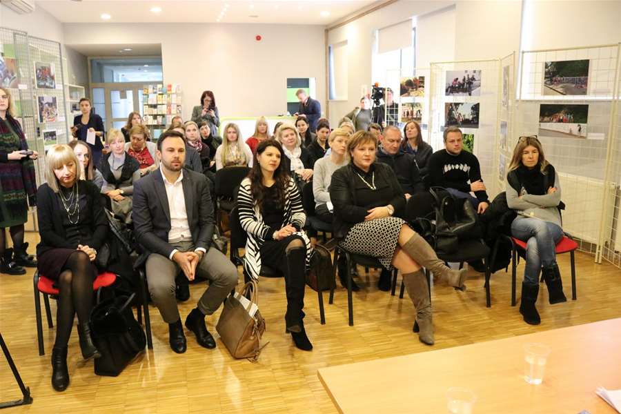 okrugli stol  glavna.jpg