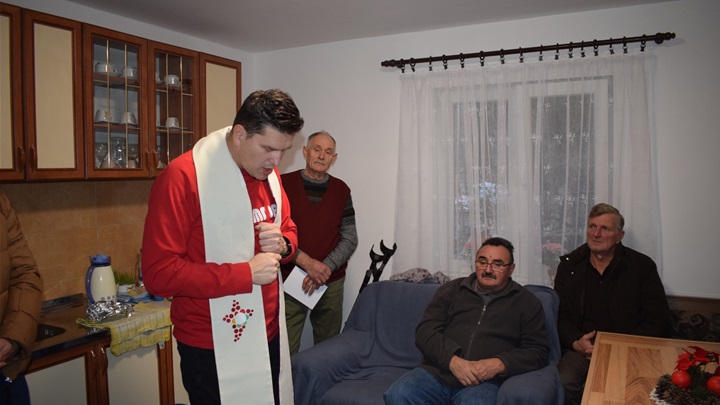Blagoslovljen novi dom za Zlatka Skočaka3.JPG