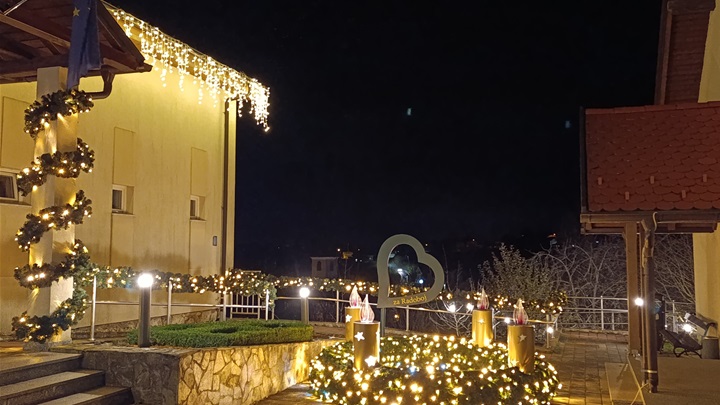 Paljenje 2.svjeće.jpg