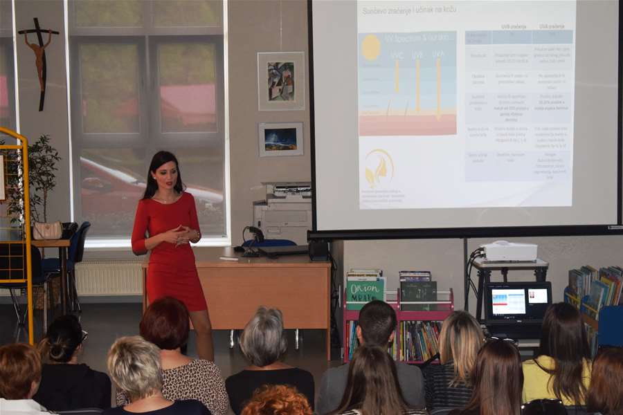 Inovativni ljekarnički pristup u određivanju statusa kože i pravilnom odabiru kozmetičkih proizvoda4.JPG