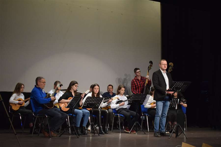 TO KUD-a ''Lovro Ježek'' snimio nekoliko skladbi 2.JPG