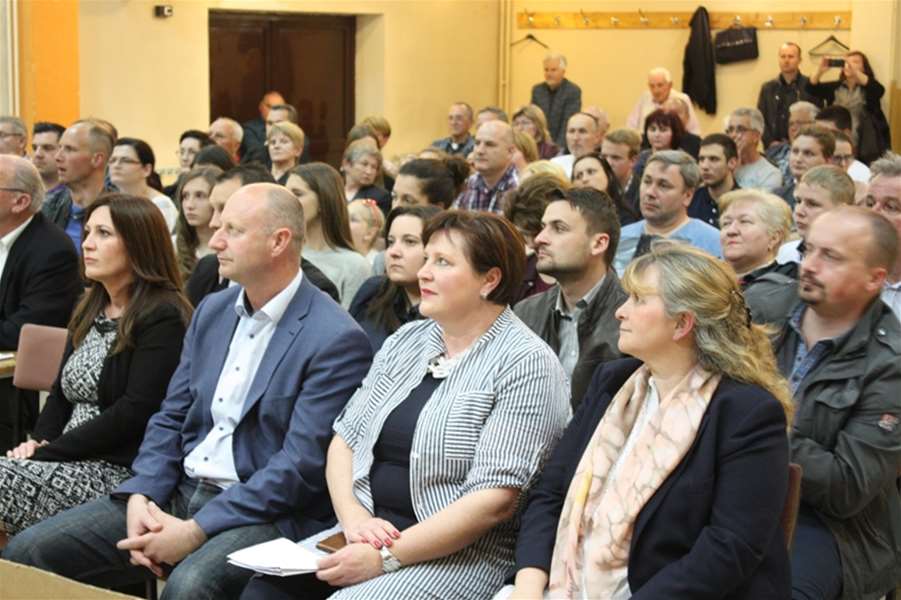 smotra tamburaši 2.JPG