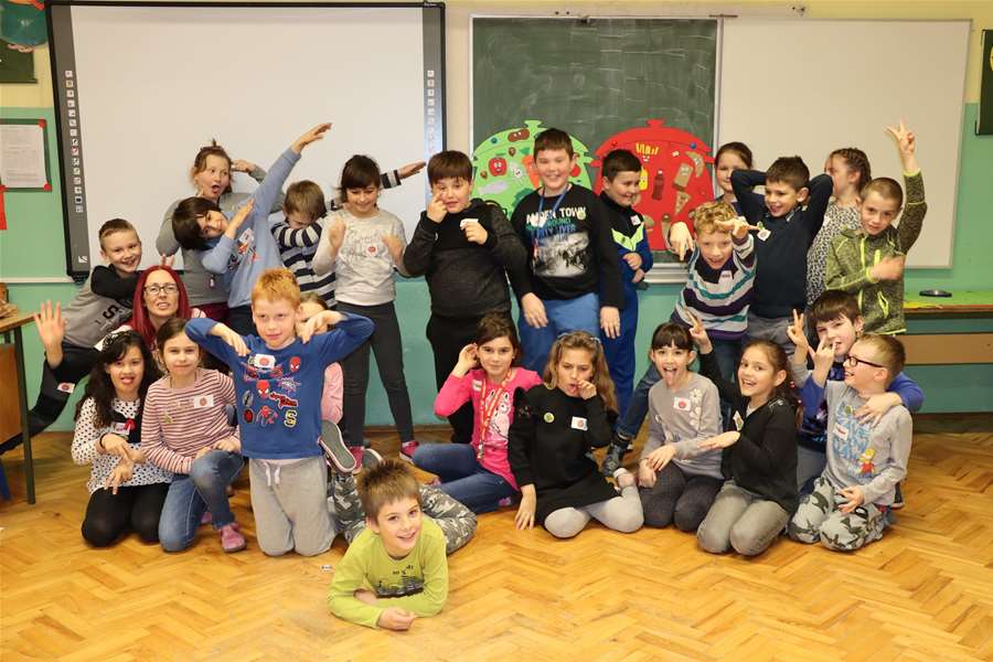 zdravo i fino u oš zabok (1).JPG