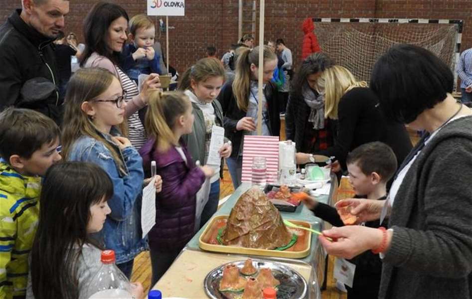 PREGRADA VEČER ZNANOSTI.jpg