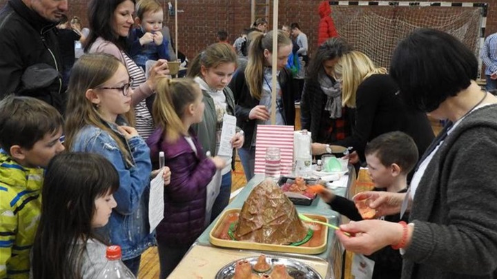 PREGRADA VEČER ZNANOSTI.jpg