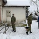 Hrvatski vojnici obilaze najstarije mještane Banovine te pomažu medicinskim ekipama