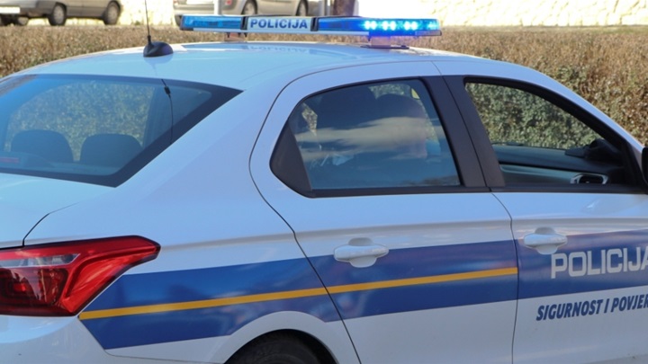 policija.JPG
