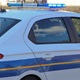 Policajac sa službenim vozilom udario pješaka na zebri; pješaku bilo zeleno