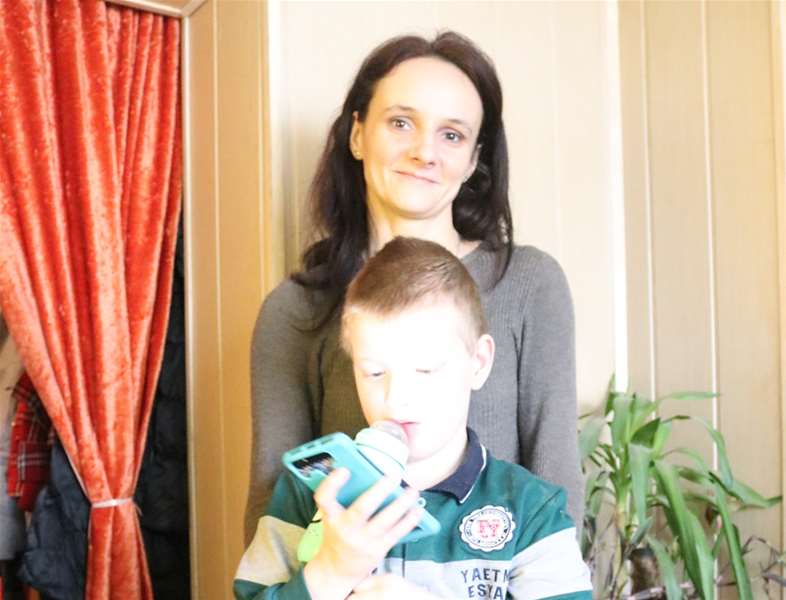 Karlo i mama Dubravka