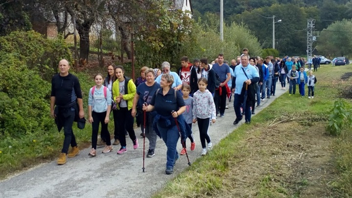 šetnica hum na sutli glavna.jpg