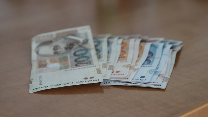 novac novci ilustracija (2).JPG