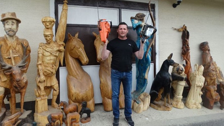 željko s motorkom glavna.jpg