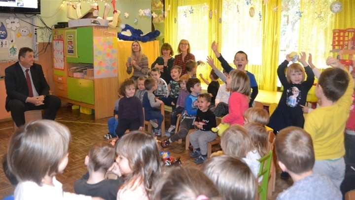 gradonačelnik brlek u vrtiću.jpg