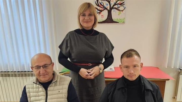 potpisan ugovor obnova ceste- konjščina-  (2).jpg