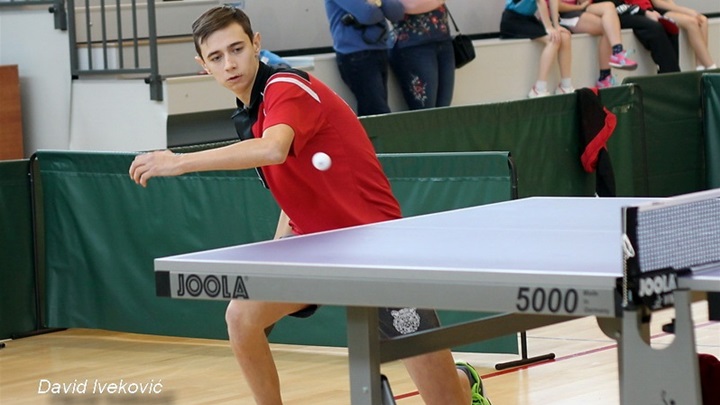 SPORT 6.11._STOLNI TENIS I. LIGA MUŠKI David Iveković.jpg