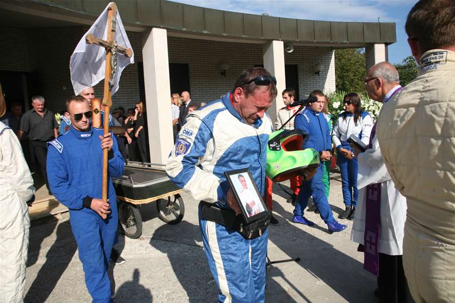 Na posljednje počivalište otpraćen Zvonko Mrzljak