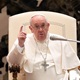 Papa Franjo: 'Homoseksualnost nije zločin. Biskupi trebaju proći proces obraćenja'
