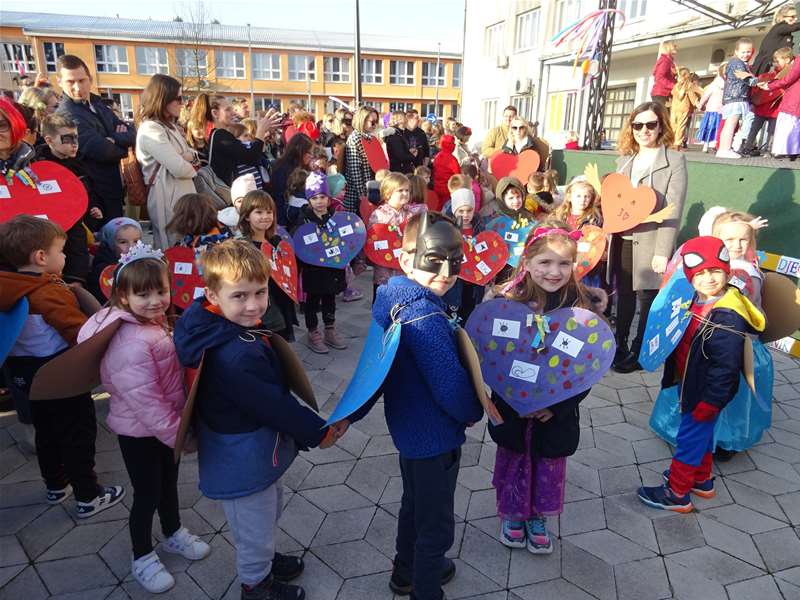 fašnik zlatar (2).JPG