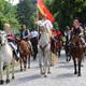 [VIDEO] Pedesetak jahača iz Hrvatske, Slovenije, pa čak i Azerbejđana na konjičkoj karavani u Kumrovcu