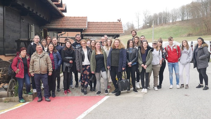 mladi poljoprivrednik