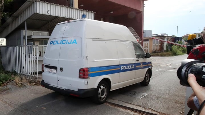 policija uhićen