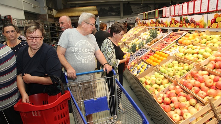 trgocentar voće i povrće.jpg