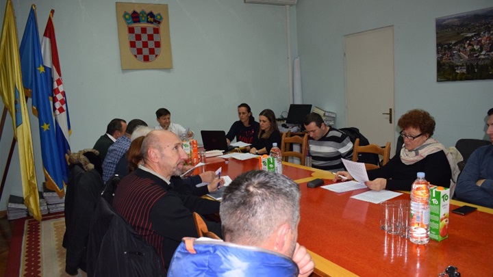 Koncesija za obavljanje dimnjačarskih poslova tvrtki ''Leuštek''.JPG