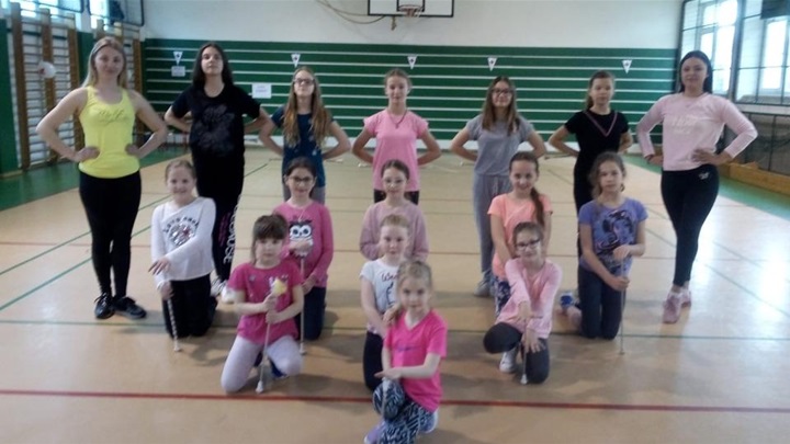 mazoretkinje shelly donja stubica.jpg