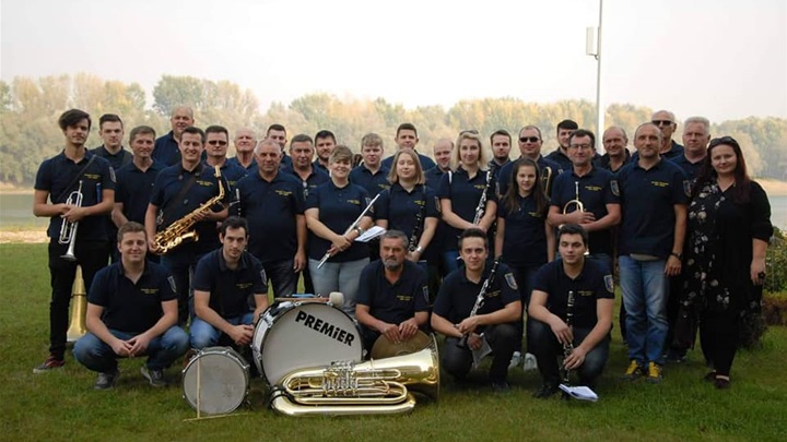 puhački orkestar lobor.jpg